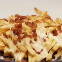 Porção de Batata Frita c/ Parmesão e Bacon